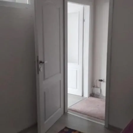 Stan Asikovac Apartamento *